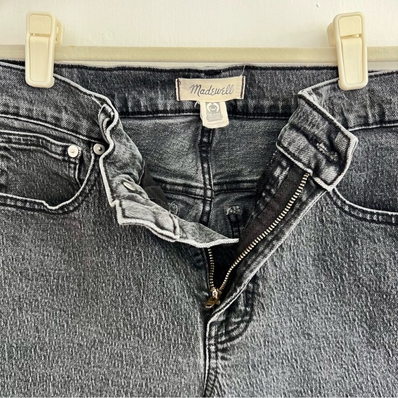 Madewell mid-rise perfect vintage jeans, black lunar wash, size 29 - Picture 2 of 4